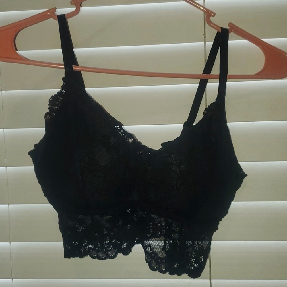 Medium Black Lace Bra